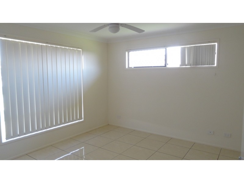 19 Lois Place, Redland Bay QLD 4165