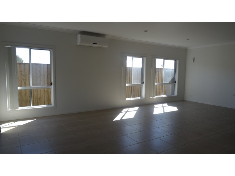 2 Sandalwood Street, Thornlands QLD 4164