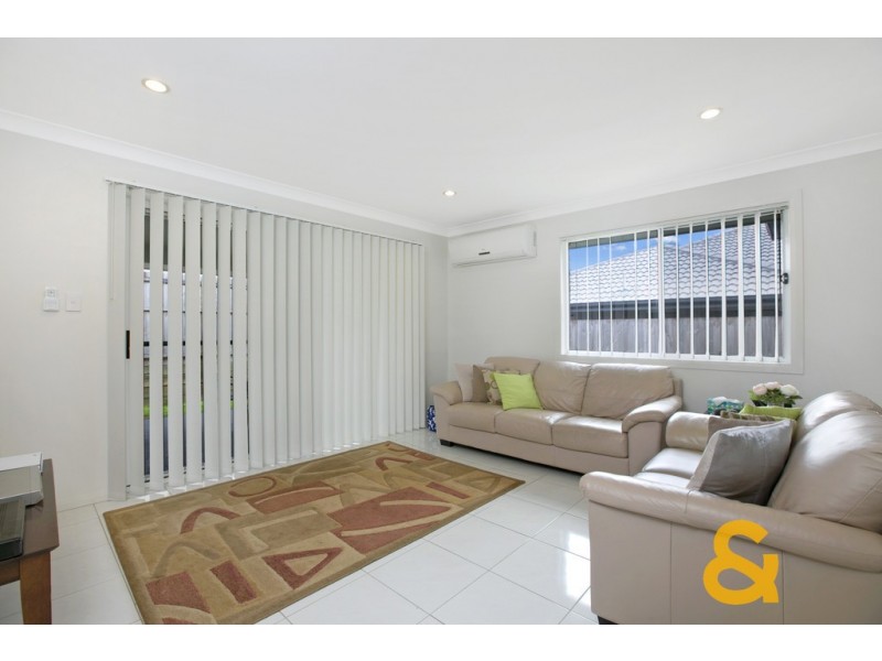 21 Riley Peter Place, Cleveland QLD 4163