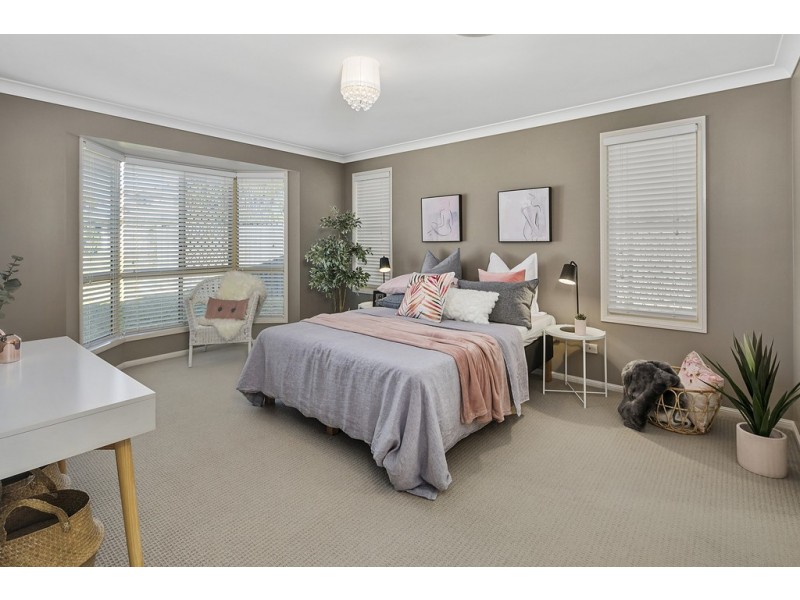 7 John Samuel Place, Ormiston QLD 4160