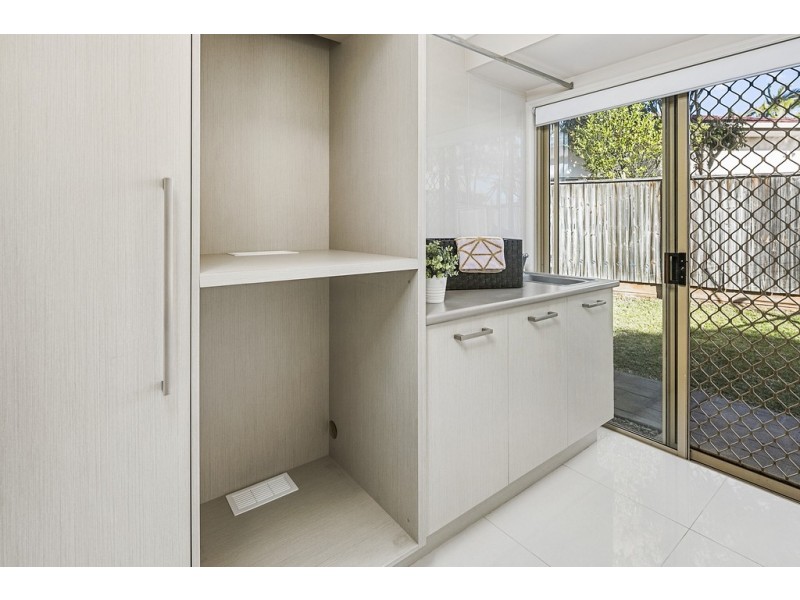 7 John Samuel Place, Ormiston QLD 4160