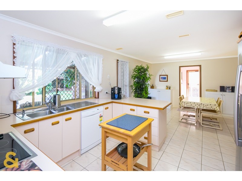 7 Tipplers Street, Victoria Point QLD 4165