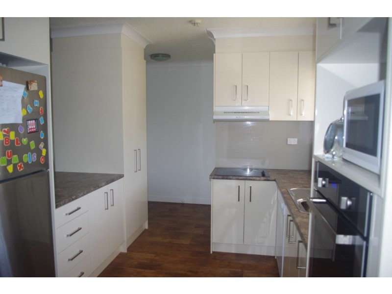 14/11-15 Wharf Street, Cleveland QLD 4163