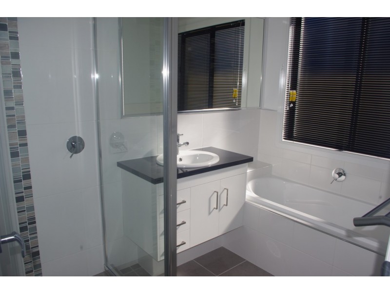 20 Rosemary Street, Thornlands QLD 4164