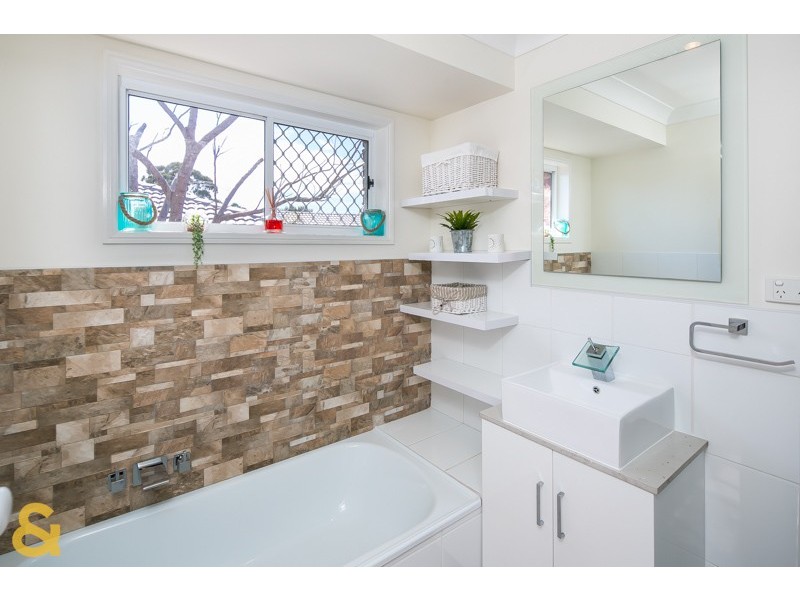 94 Sycamore Parade, Victoria Point QLD 4165