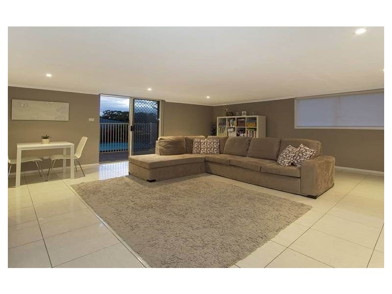 13 Lucy Court, Ormiston QLD 4160