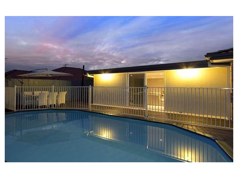 13 Lucy Court, Ormiston QLD 4160