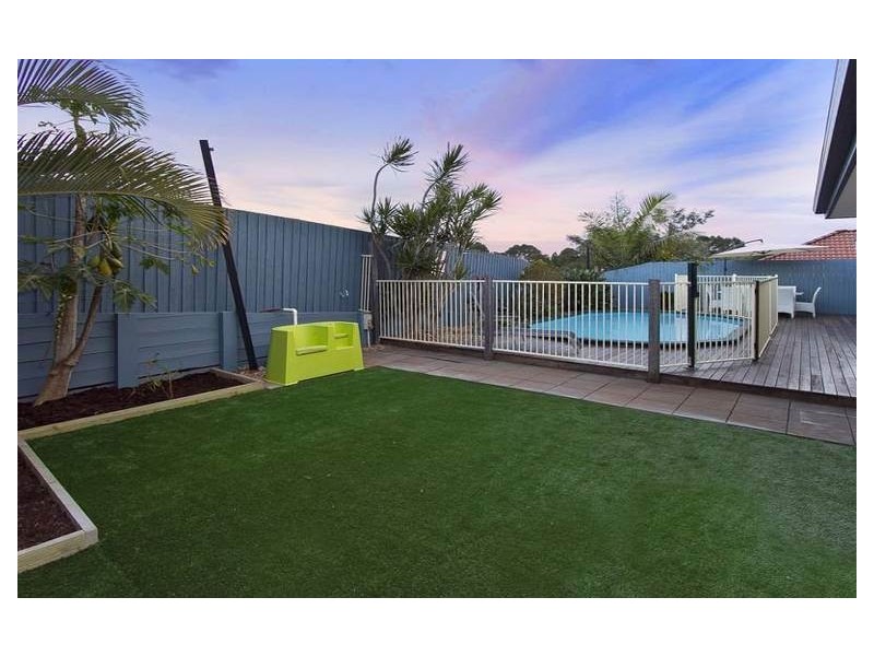 13 Lucy Court, Ormiston QLD 4160
