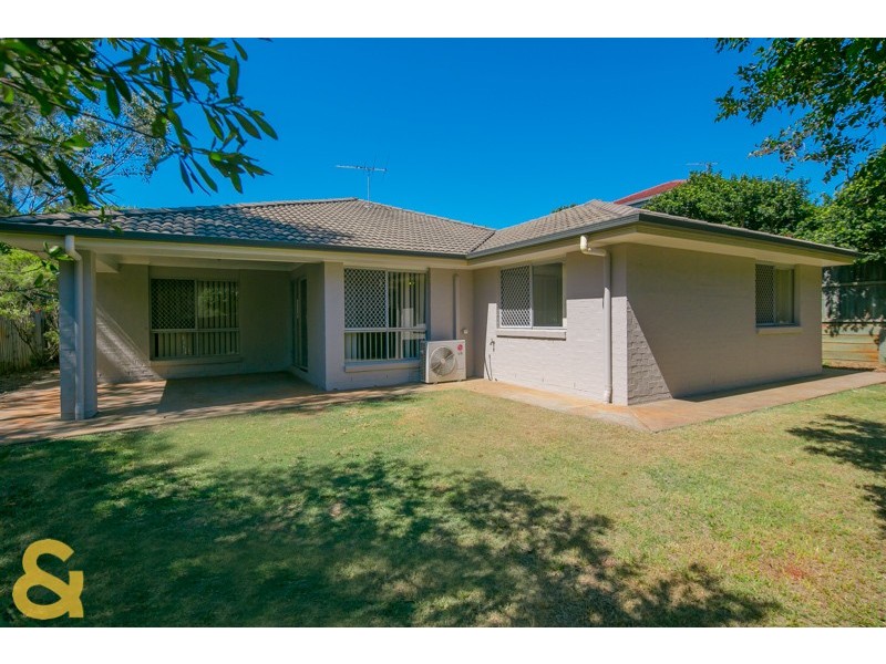 11 Shaw Place, Redland Bay QLD 4165