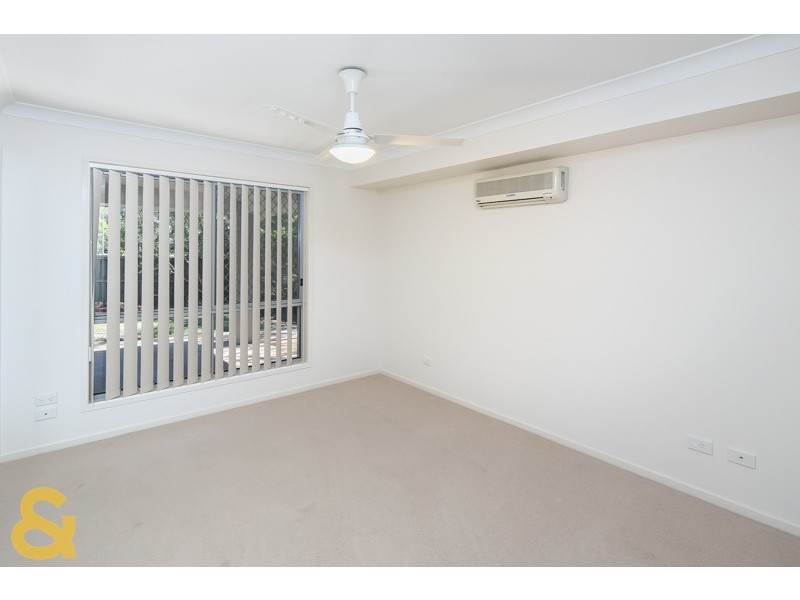 11 Shaw Place, Redland Bay QLD 4165