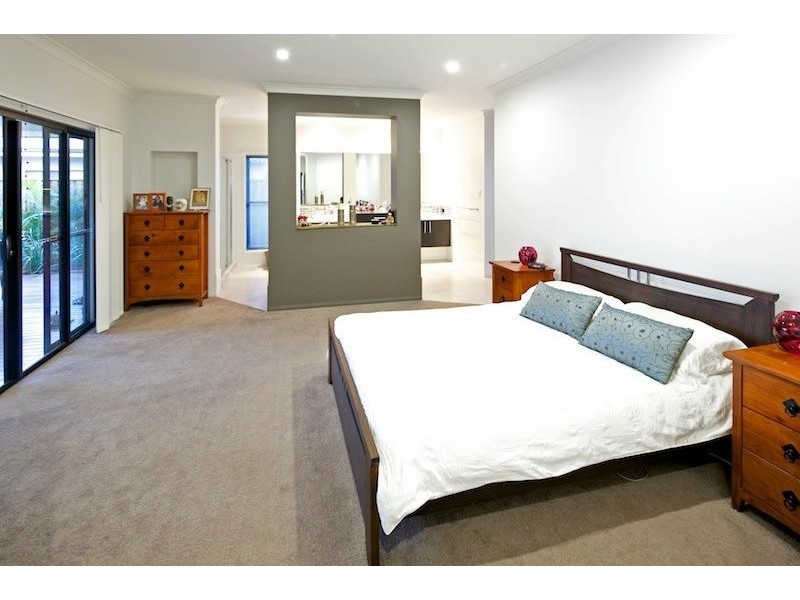 4 Elderberry Street, Thornlands QLD 4164