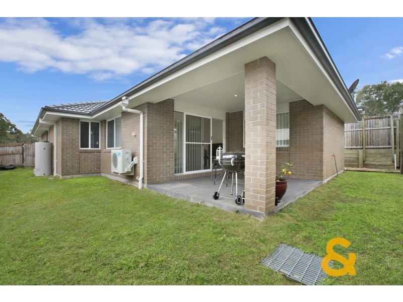 19 Riley Peter Place, Cleveland QLD 4163