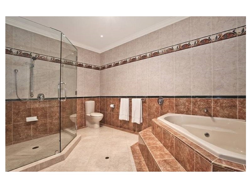 12 Viewfield Street, Redland Bay QLD 4165