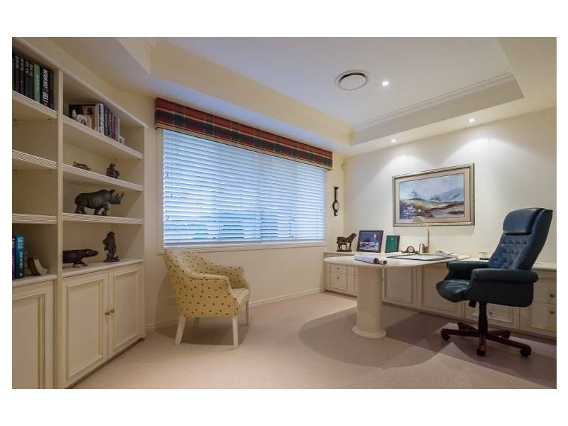 12 Viewfield Street, Redland Bay QLD 4165