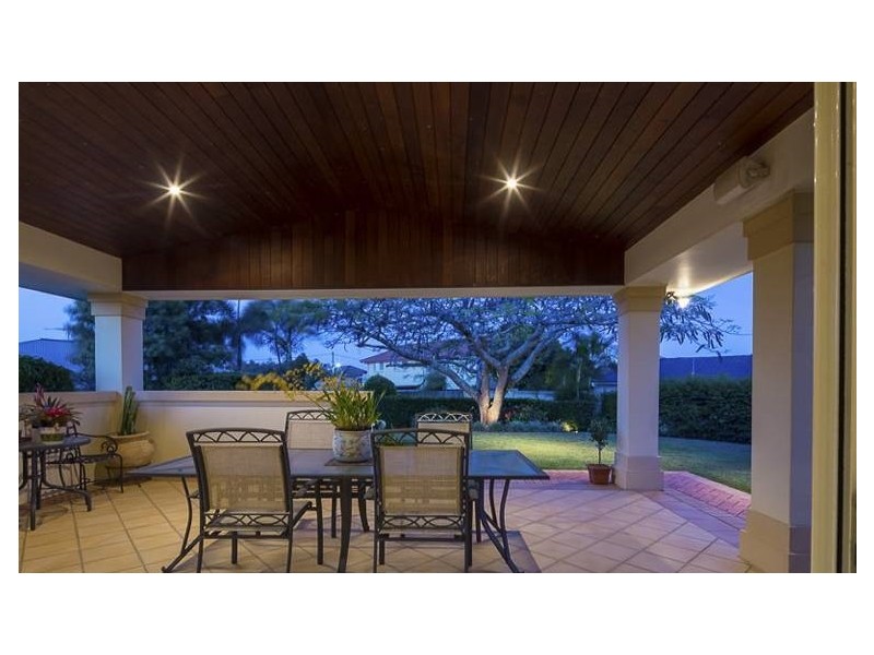 12 Viewfield Street, Redland Bay QLD 4165
