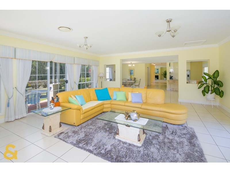 54 Marjorie Buckler Avenue, Redland Bay QLD 4165