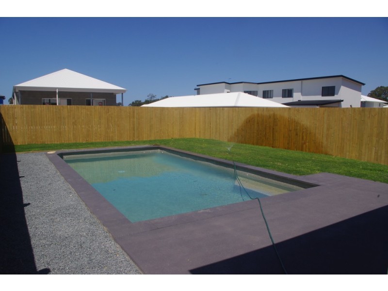 12A Rosemary Street, Thornlands QLD 4164