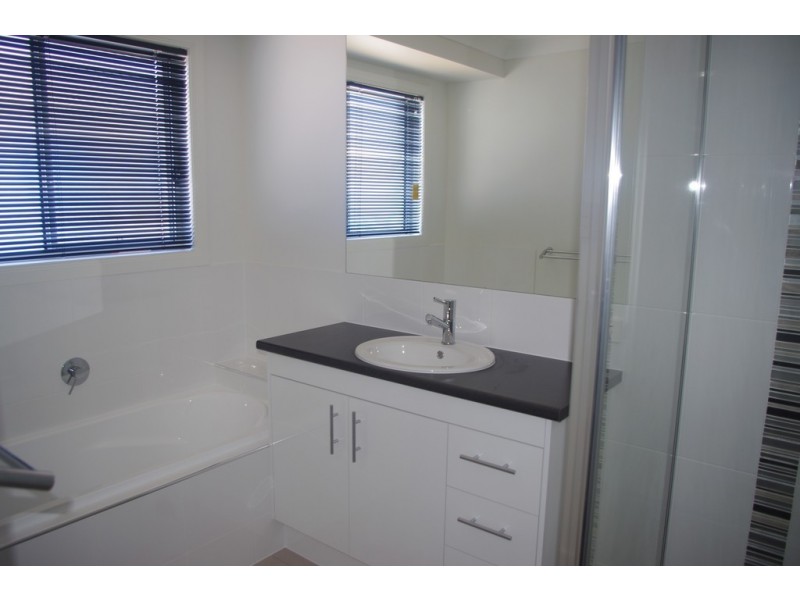 12A Rosemary Street, Thornlands QLD 4164