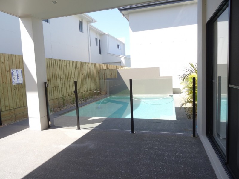 2/13 Elderberry Street, Thornlands QLD 4164