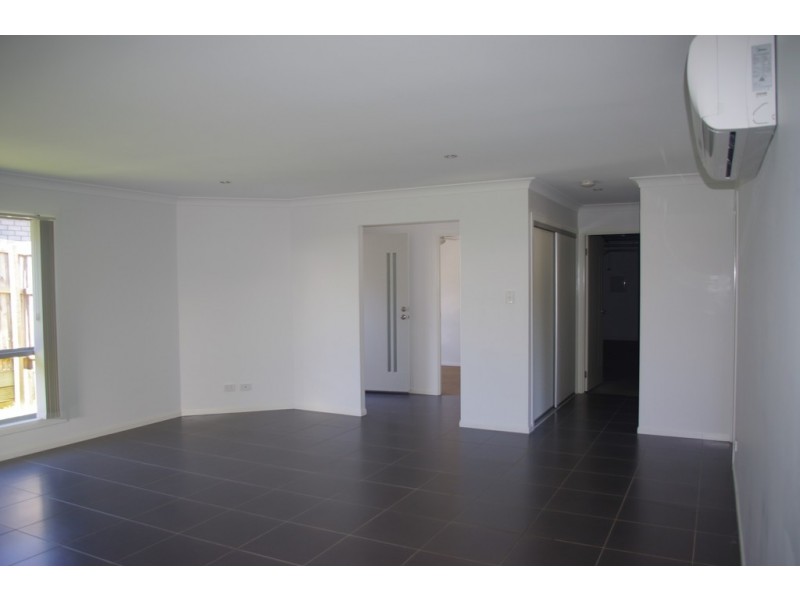 2/31 Riley Peter Place, Cleveland QLD 4163