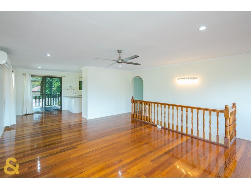 2 Jennifer Street, Birkdale QLD 4159