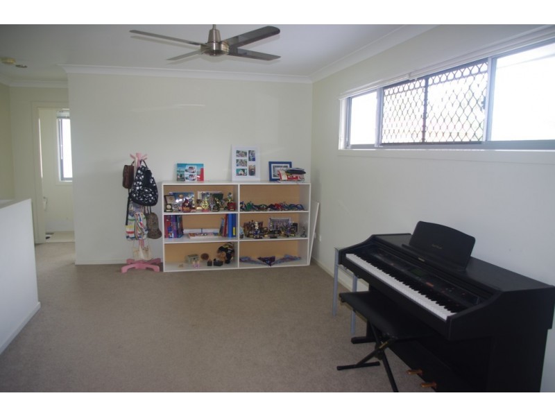 150 Bainbridge Street, Ormiston QLD 4160