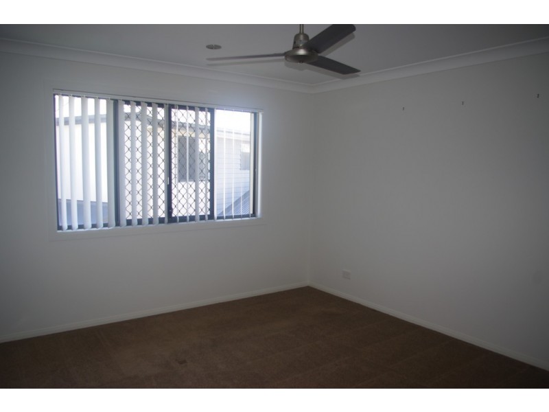 2/6 Sandalwood Street, Thornlands QLD 4164