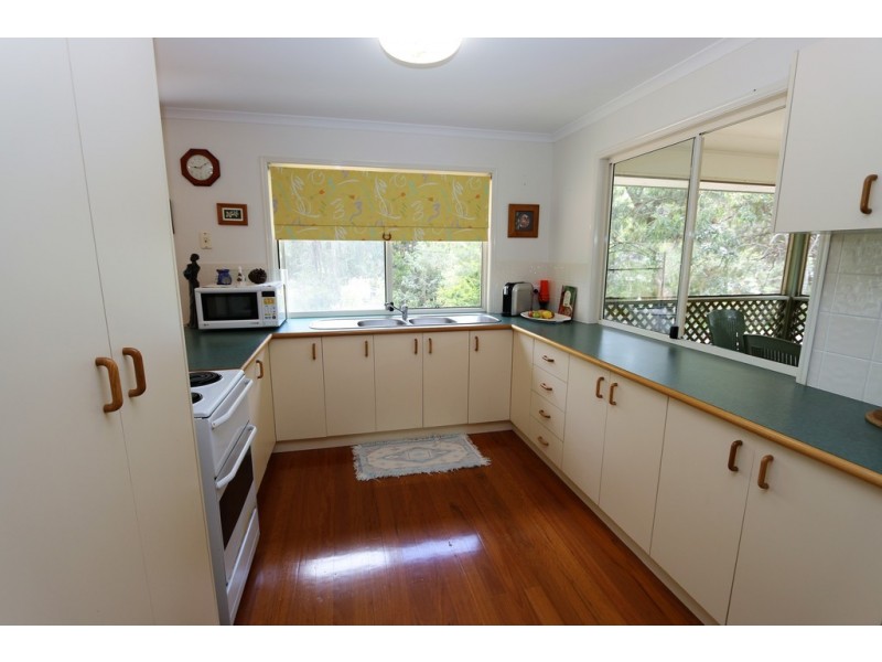 32 James Street, Coochiemudlo Island QLD 4184