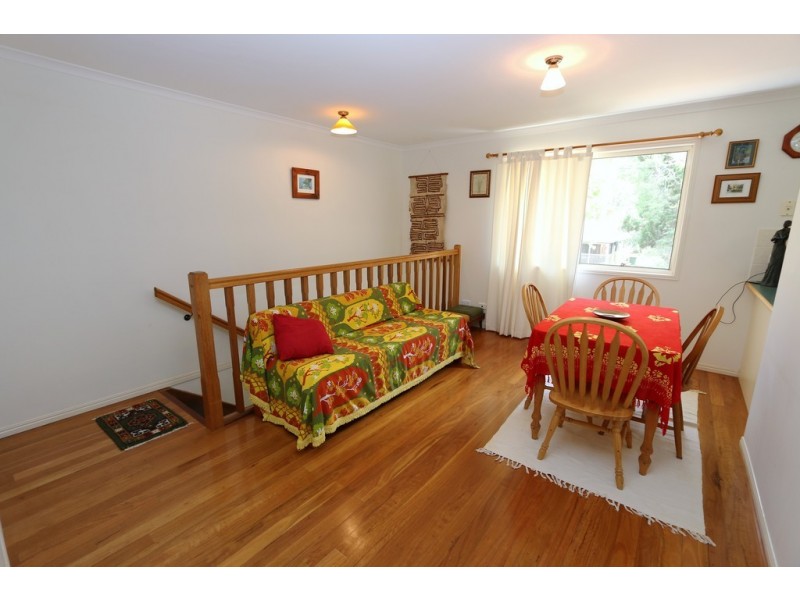 32 James Street, Coochiemudlo Island QLD 4184