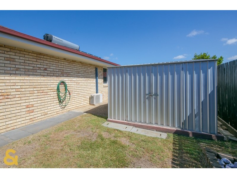 10 Sweetlip Court, Birkdale QLD 4159