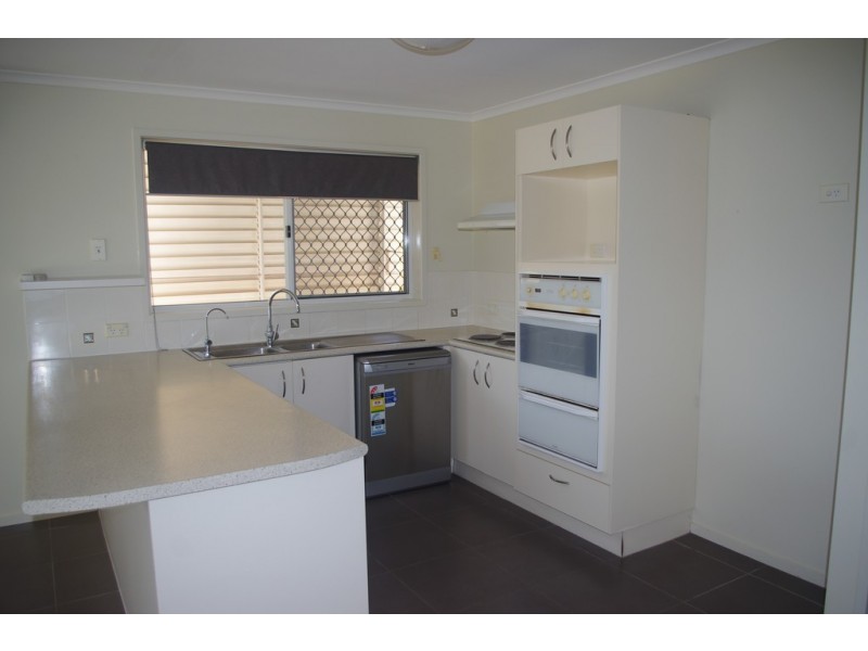 18 Cherry Street, Wellington Point QLD 4160