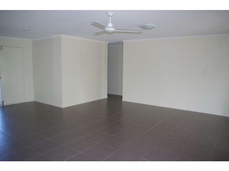 18 Cherry Street, Wellington Point QLD 4160