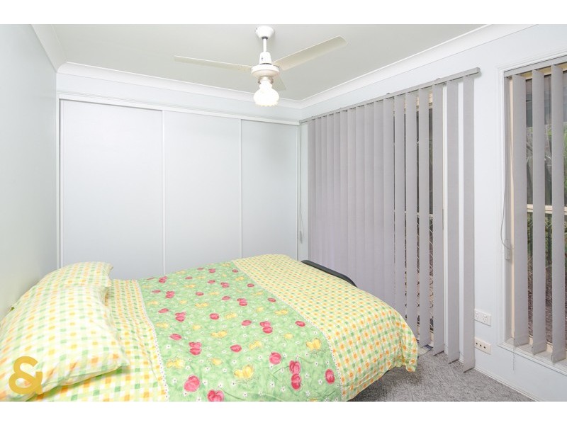 2 Spike Street, Redland Bay QLD 4165