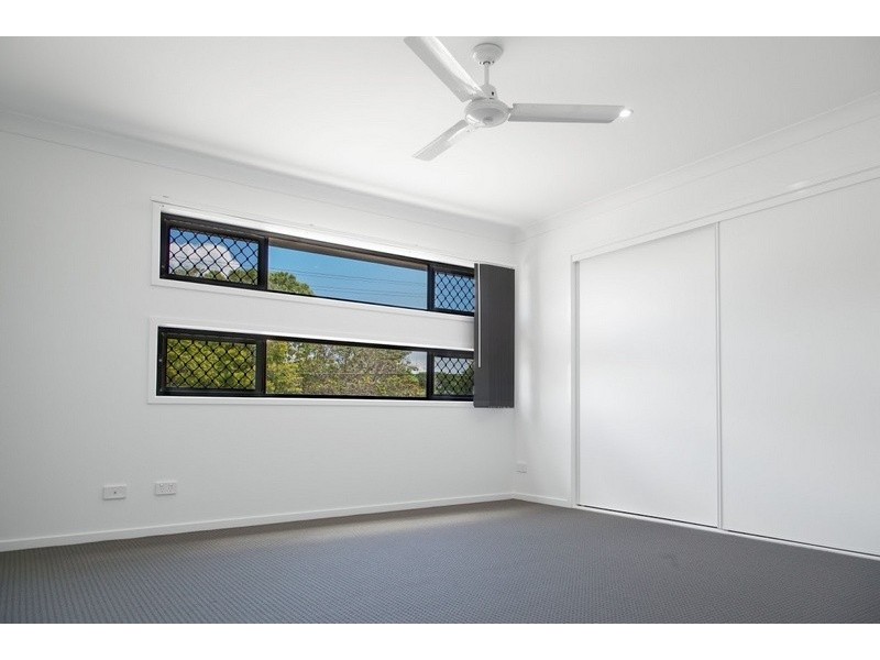 5 Base Street, Victoria Point QLD 4165