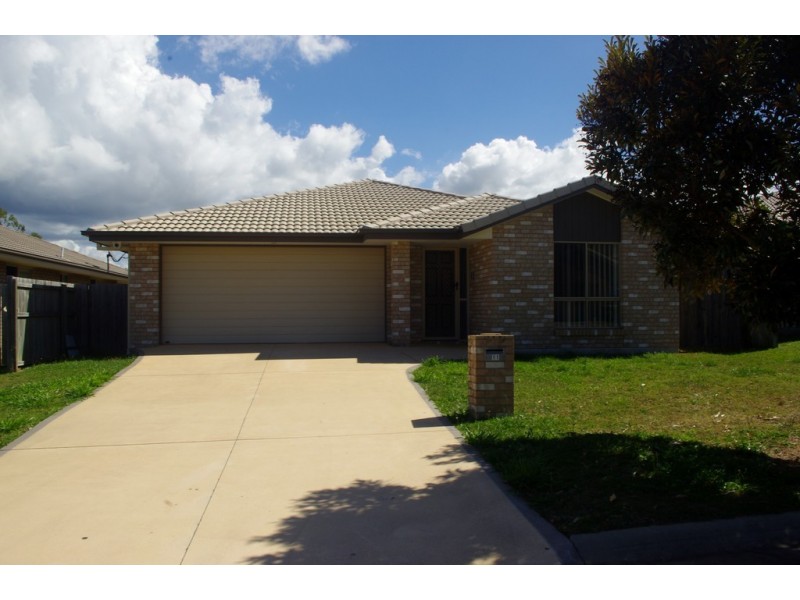 11 Lizard Place, Redland Bay QLD 4165