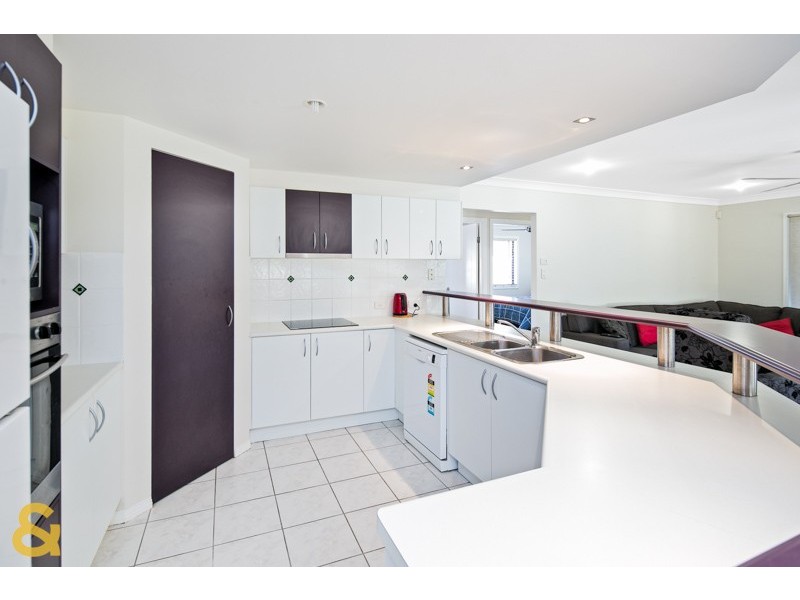 5 Keto Close, Redland Bay QLD 4165