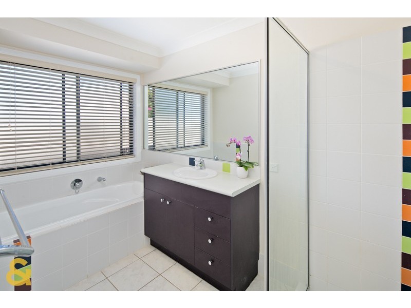 5 Keto Close, Redland Bay QLD 4165