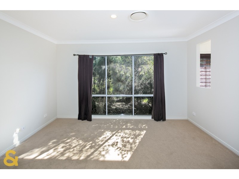 9 Aquila Street, Redland Bay QLD 4165