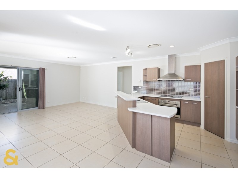 9 Aquila Street, Redland Bay QLD 4165