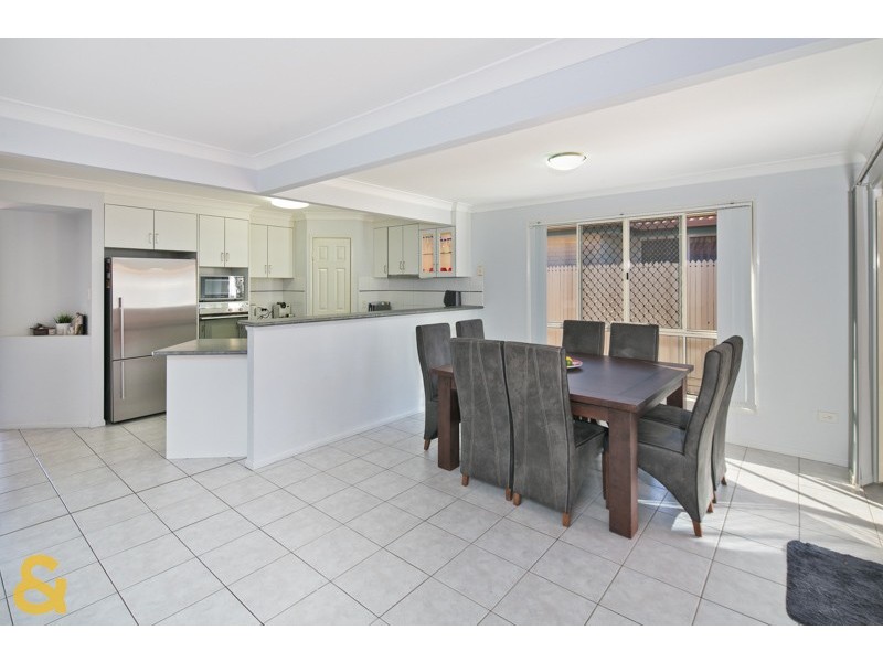 3 Janine Place, Birkdale QLD 4159