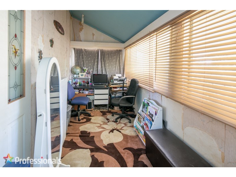 35 Carnation Street, Wynnum QLD 4178