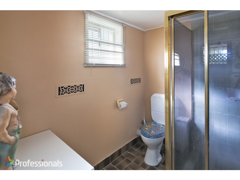 35 Carnation Street, Wynnum QLD 4178