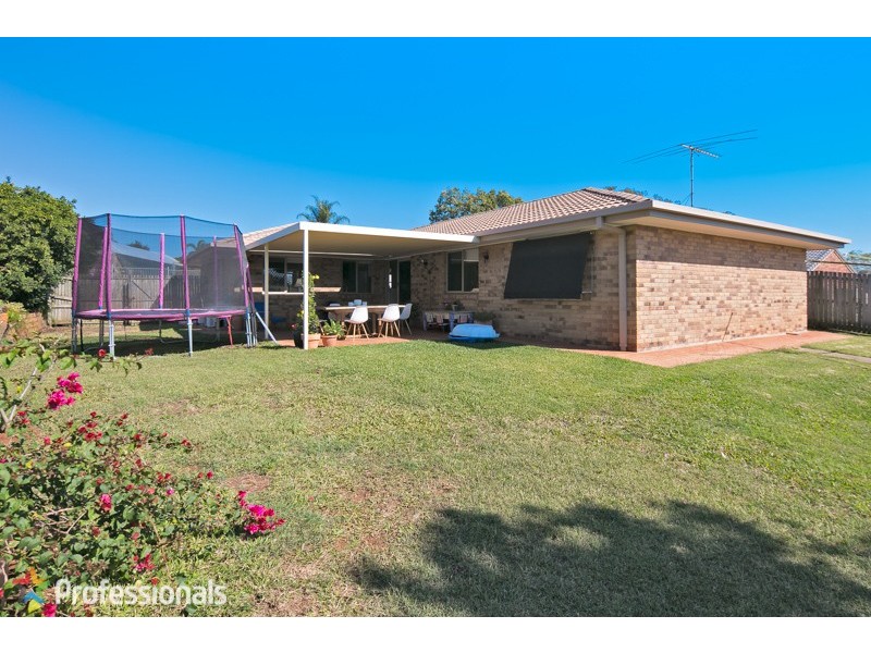 9 Byng Rd, Birkdale QLD 4159