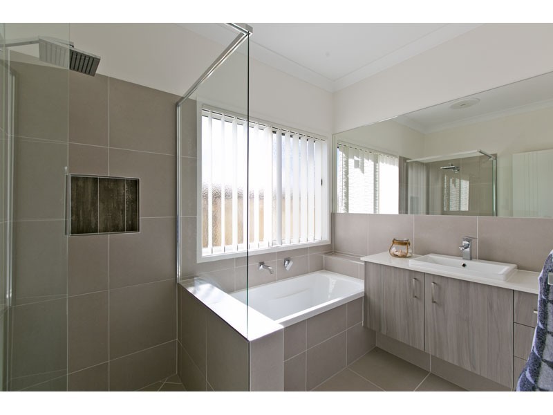 Lot 9/2 Joshua Place, Redland Bay QLD 4165
