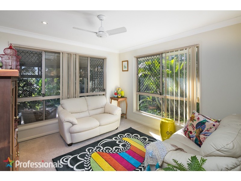 30 Ross Place, Wakerley QLD 4154