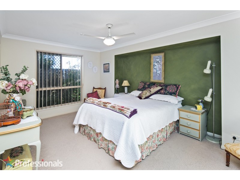 30 Ross Place, Wakerley QLD 4154