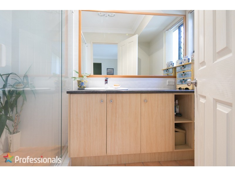 30 Ross Place, Wakerley QLD 4154