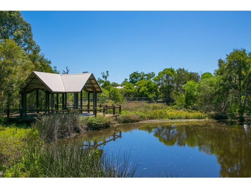 2 Balsam Street, Redland Bay QLD 4165