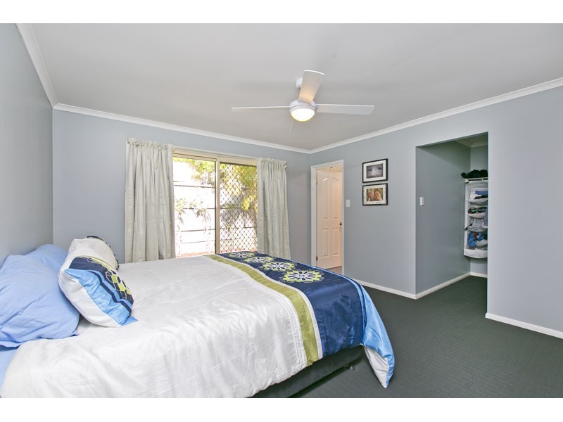 4 Kimbolton Drive, Redland Bay QLD 4165
