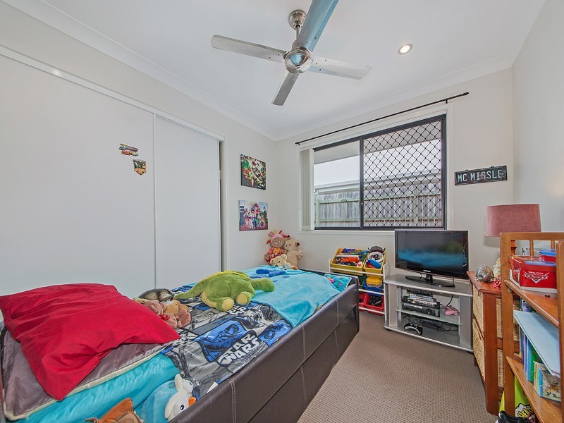 5 Whipbird Circuit, Victoria Point QLD 4165